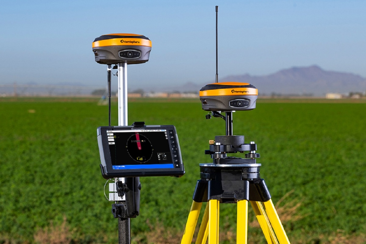 Le soluzioni GNSS (Global Navigation Satellite System) di Hemisphere garantiscono precisione millimetrica per il settore agricolo